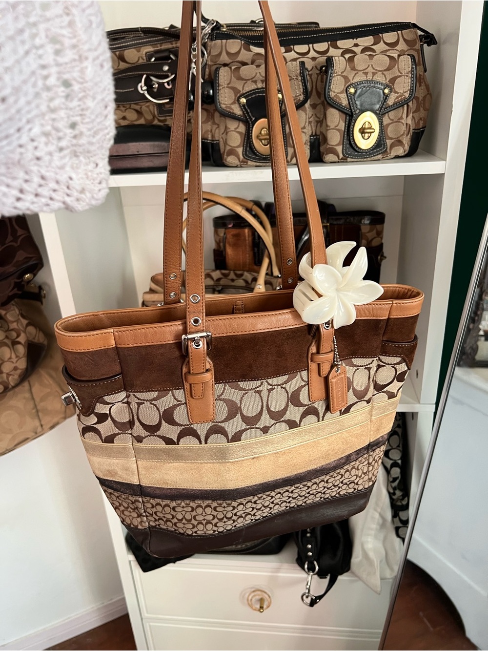 Y2K ICONIC Coach Signature Stripe Patchwork Tote - Picture 6 of 16